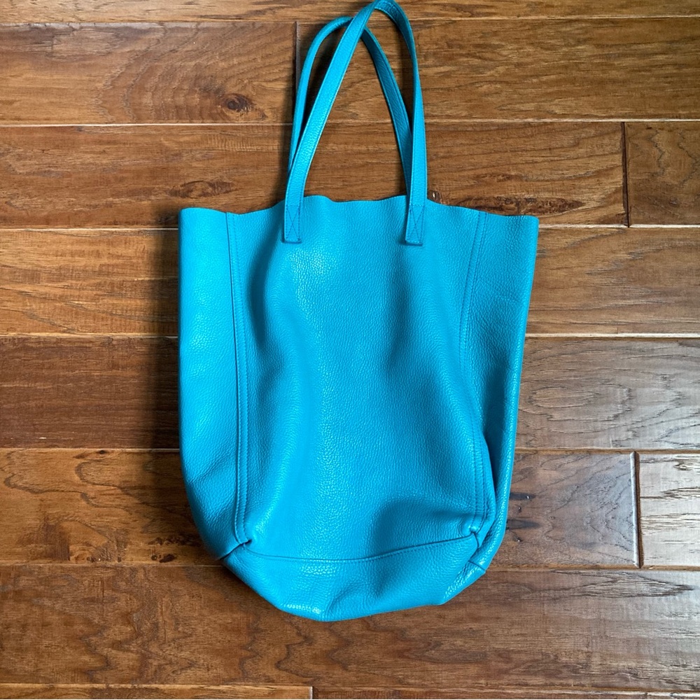 Cuyana Tall Tote